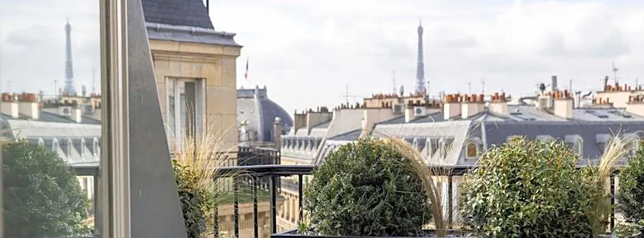 Le 12 Hôtel