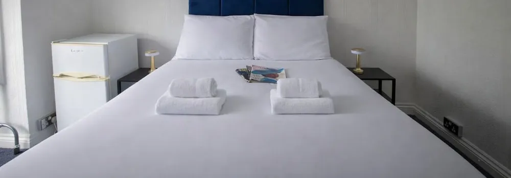 Airport Lodge