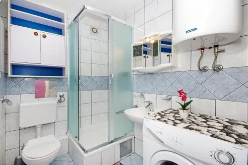 Apartments Mise
