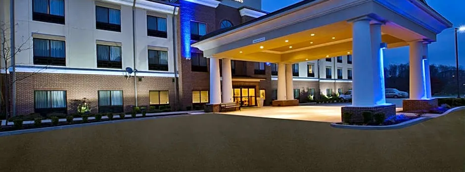 Holiday Inn Express and Suites Wheeling By IHG
