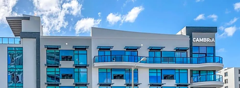 Cambria Hotel Fort Lauderdale Beach