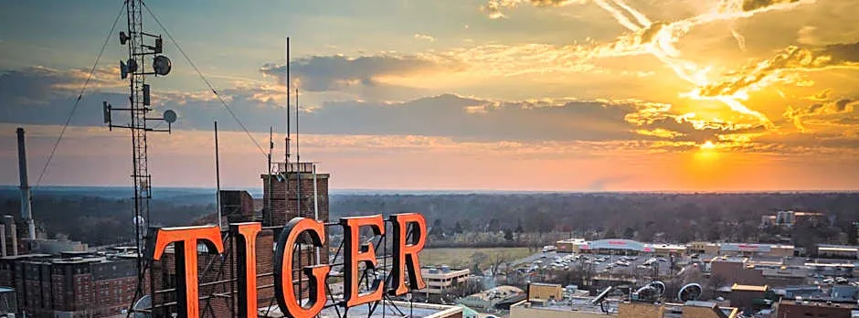 voco The Tiger Hotel, Columbia, MO By IHG