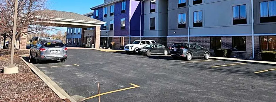 Sleep Inn & Suites Milwaukee Airport