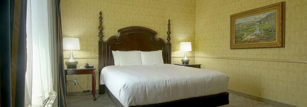 Azure Hotel & Suites, Trademark Collection by Wyndham