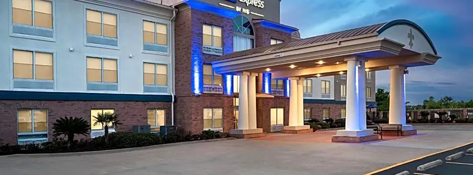 Holiday Inn Express And Suites Alexandria By IHG