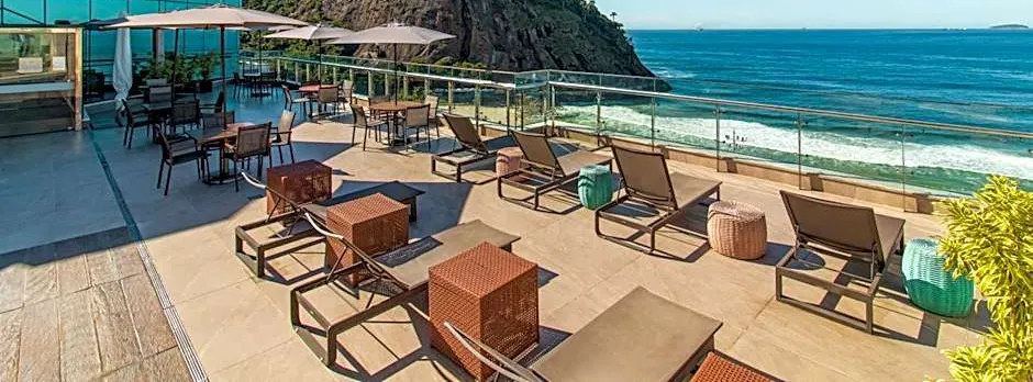 Arena Leme Hotel