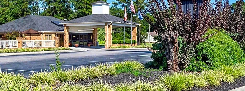Quality Inn Petersburg Fort Lee Area