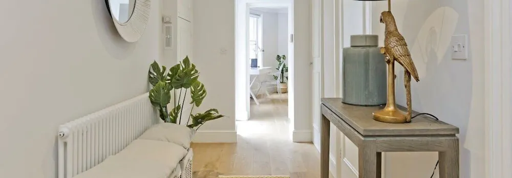 Large 2 Bedroom Kensington Garden Flat