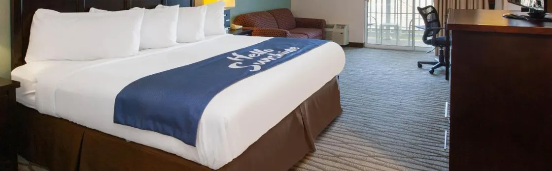 Days Inn by Wyndham Petoskey