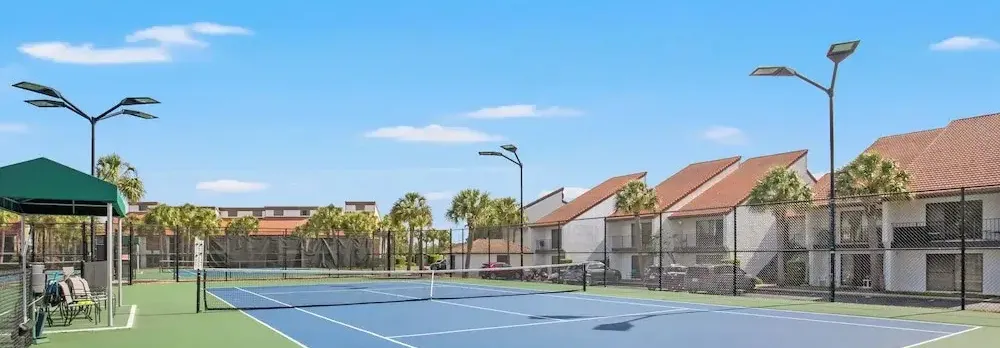 Billie Jeans Bungalow! Cozy Edgewater Condo w/ Resort Amenities, Sleeps 6