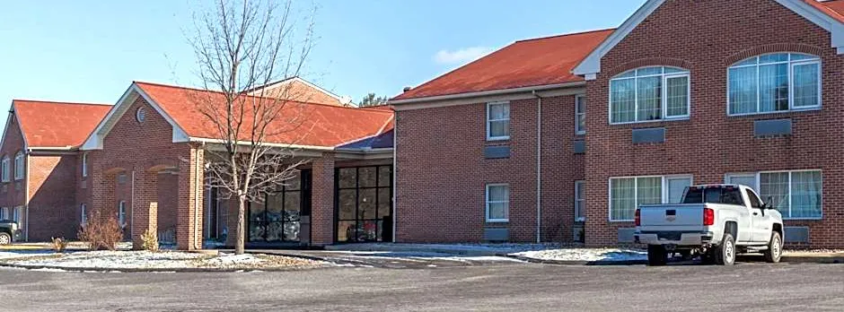 Days Inn & Suites by Wyndham Lancaster Amish Country