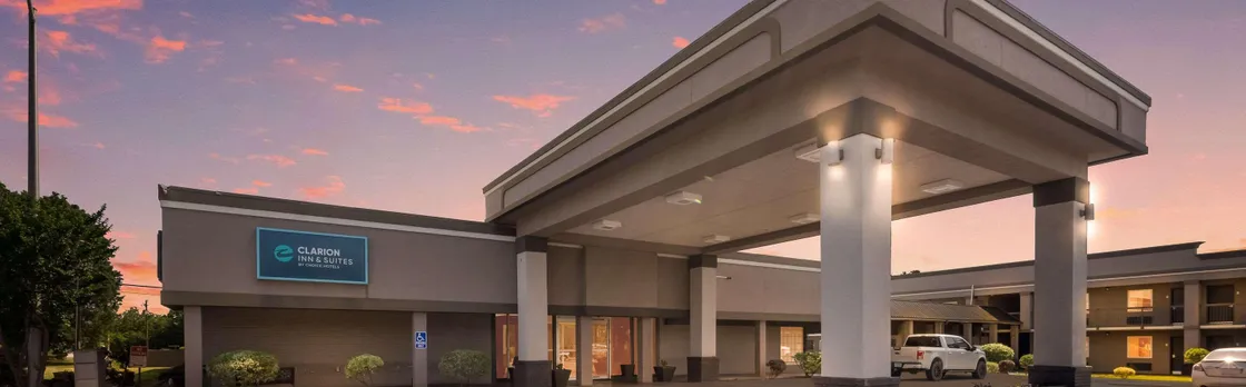 Clarion Inn & Suites Russellville I-40