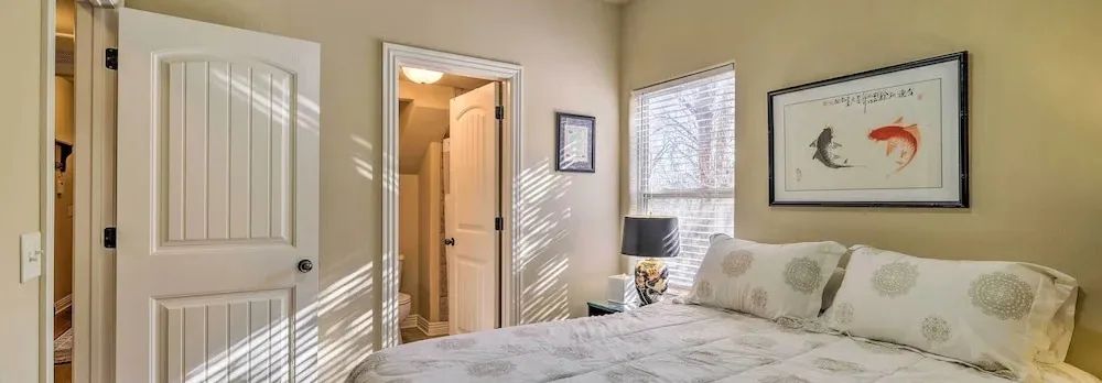 Fayetteville Apt by Univ of Arkansas Campus!