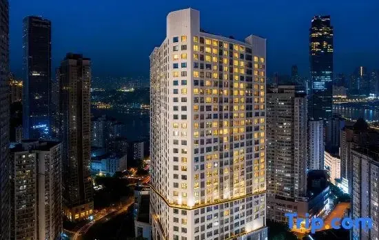 Alan Cloud Mansion Suite Hotel in Jiefangbei, Hongyadong,Chongqing