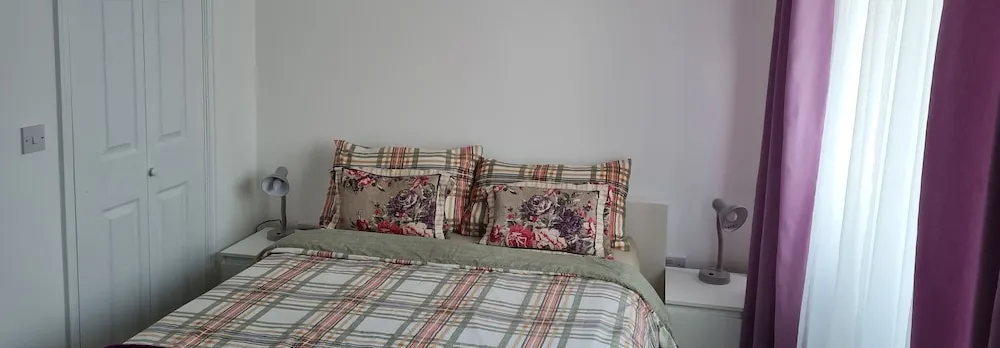 TravelStop #London-Ealing