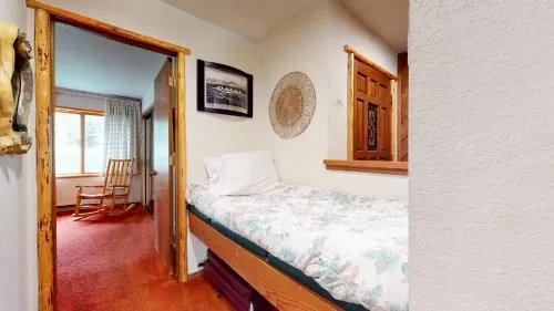 Snowcreek 253 Apartment