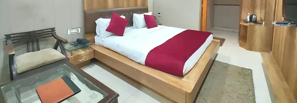 Hotel Gautam Grand Varanasi