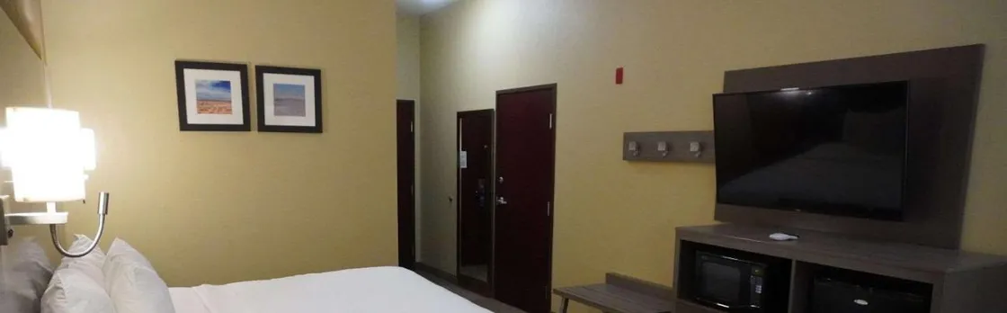 Comfort Inn & Suites