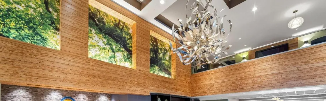 Days Inn & Suites by Wyndham Fort Myers Near Jetblue Park
