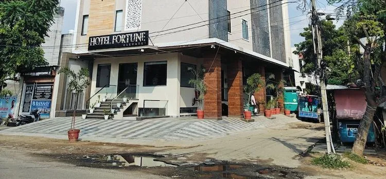 Hotel Fortune Elevate