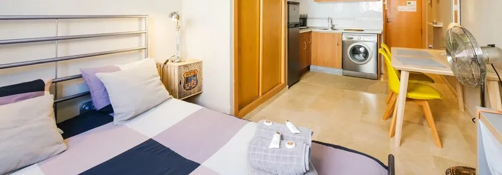 Studio in Málaga, With Wifi