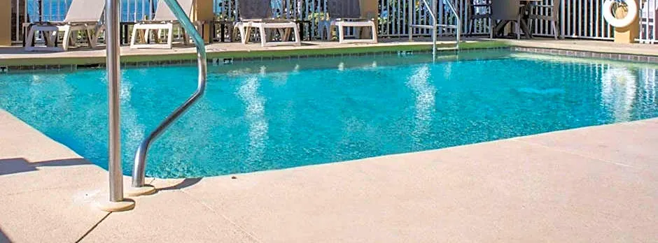Comfort Suites Clearwater - Dunedin