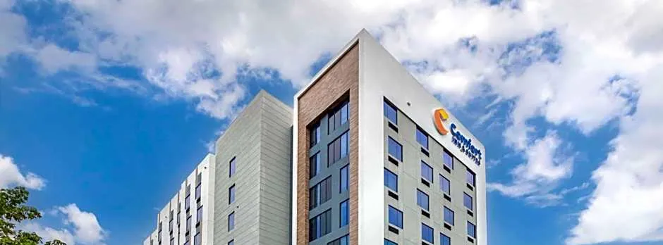 Comfort Inn & Suites Miami International Airport