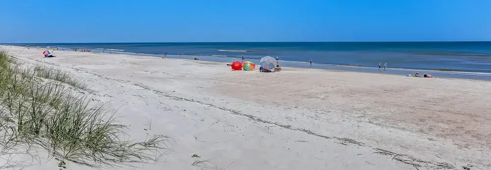 Freshly Renovated 2BR Dream Condo Beachfront Stunning Views