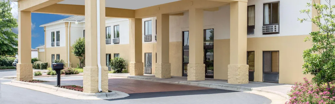 Super 8 by Wyndham Clemmons/Winston-Salem Area