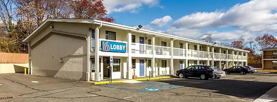 Motel 6 New Brunswick, NJ