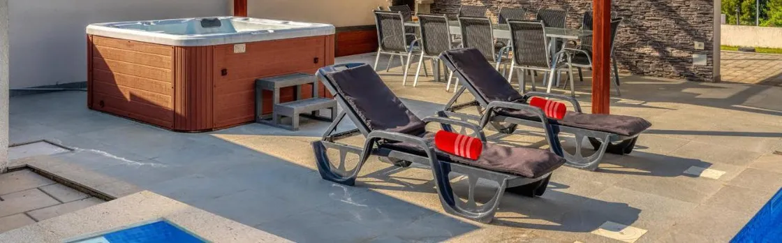 Villa Am Meer Mit Pool & Kinderpool - Leon's Holiday Homes