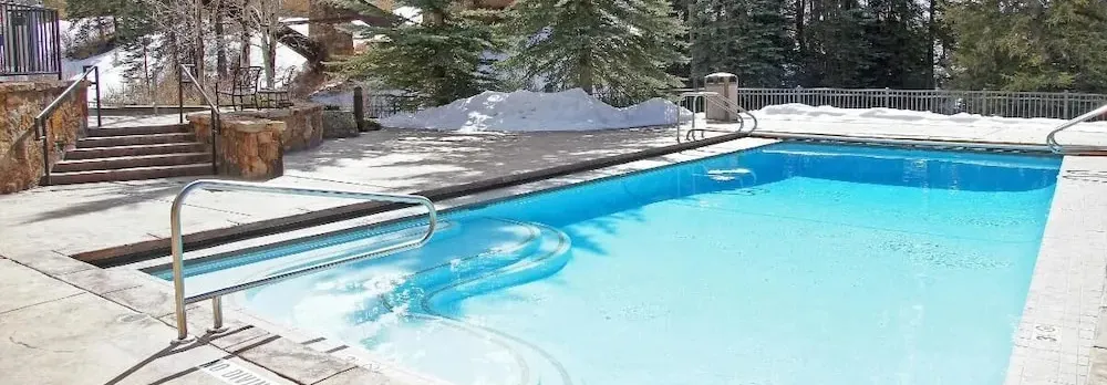 Lion Square Lodge #277 - 2 Br Apts