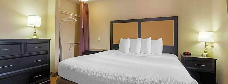 Extended Stay America Suites - Rockford - I-90