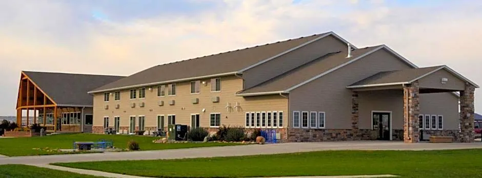 Cobblestone Inn & Suites - Lake View