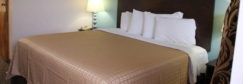 Knights Inn Niagara Falls Near IAG Airport