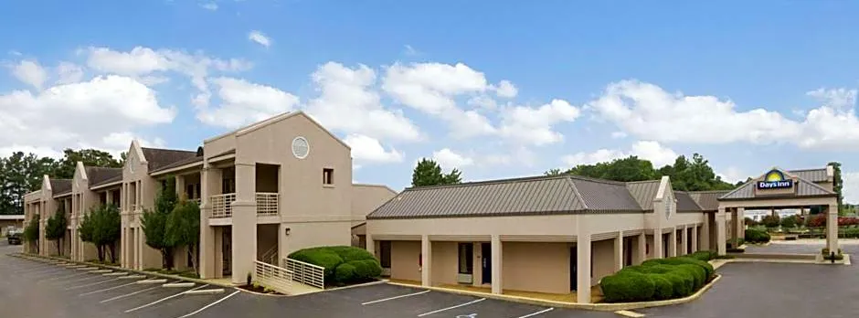 Days Inn by Wyndham Alexander City