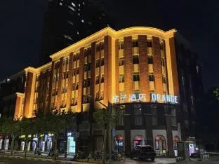 Orange Hotel Shanghai Daduhe Road Metro Station
