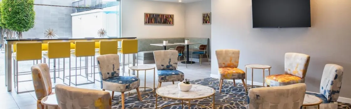 Hotel Lucent