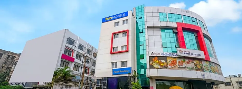 FabHotel Royal Residency II - Nr Lakdikapul Metro Station