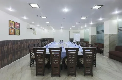 Hotel Rupam Kingston Park