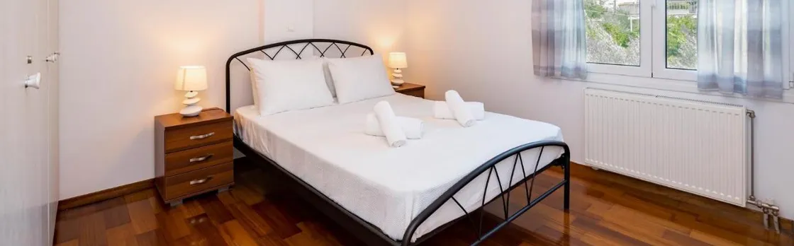 Beautifully Renovated Flat in Superb Location