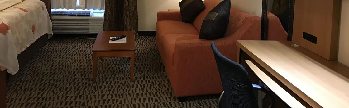 Hawthorn Suites by Wyndham Louisville North (Ex Suites at Louisville North)
