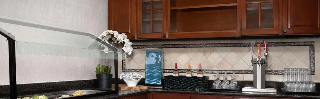 Homewood Suites by Hilton Jacksonville Downtown-Southbank (H)