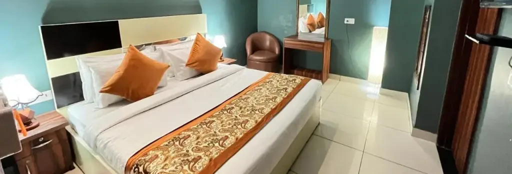 Qotel Hotel Church House Rohini Sector 15