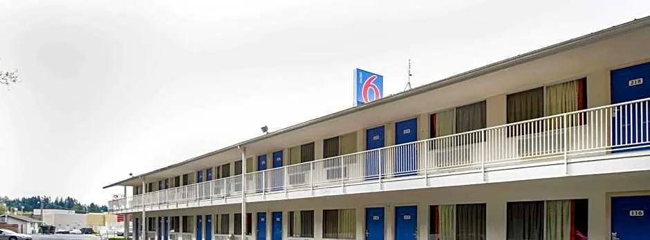Motel 6-Kelso, WA - Mt. St. Helens