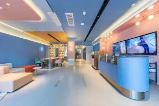 Hanting Hotel Shanghai Qilianshan South Road Metro Station