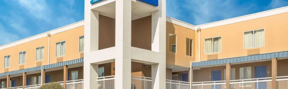 Baymont by Wyndham Savannah Midtown