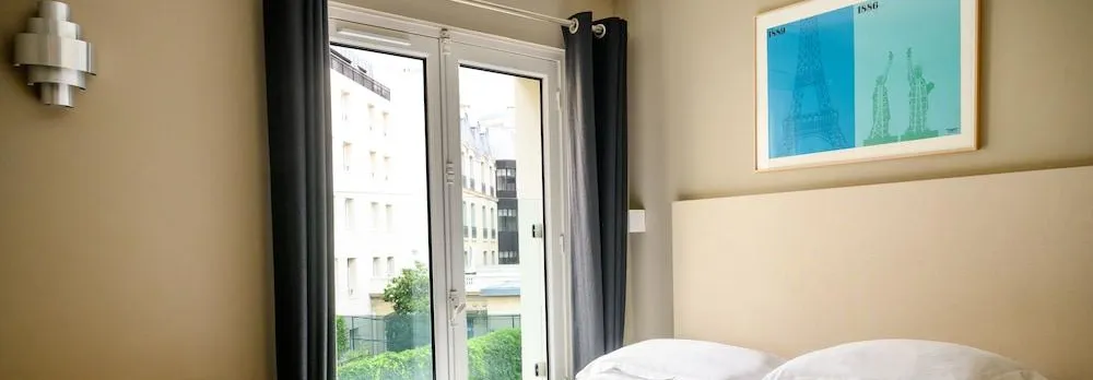 Suites Et Hotel Helzear Etoile