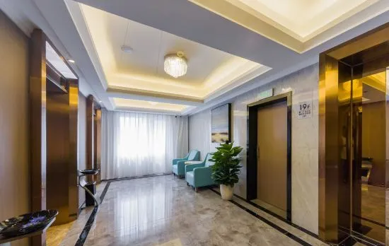 Su Hotel (Chengdu Happy Valley Jinfu Subway Station)