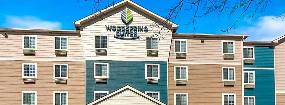 WoodSpring Suites Evansville